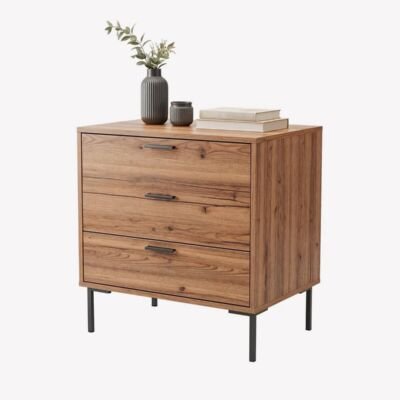 Three-drawer wood chest